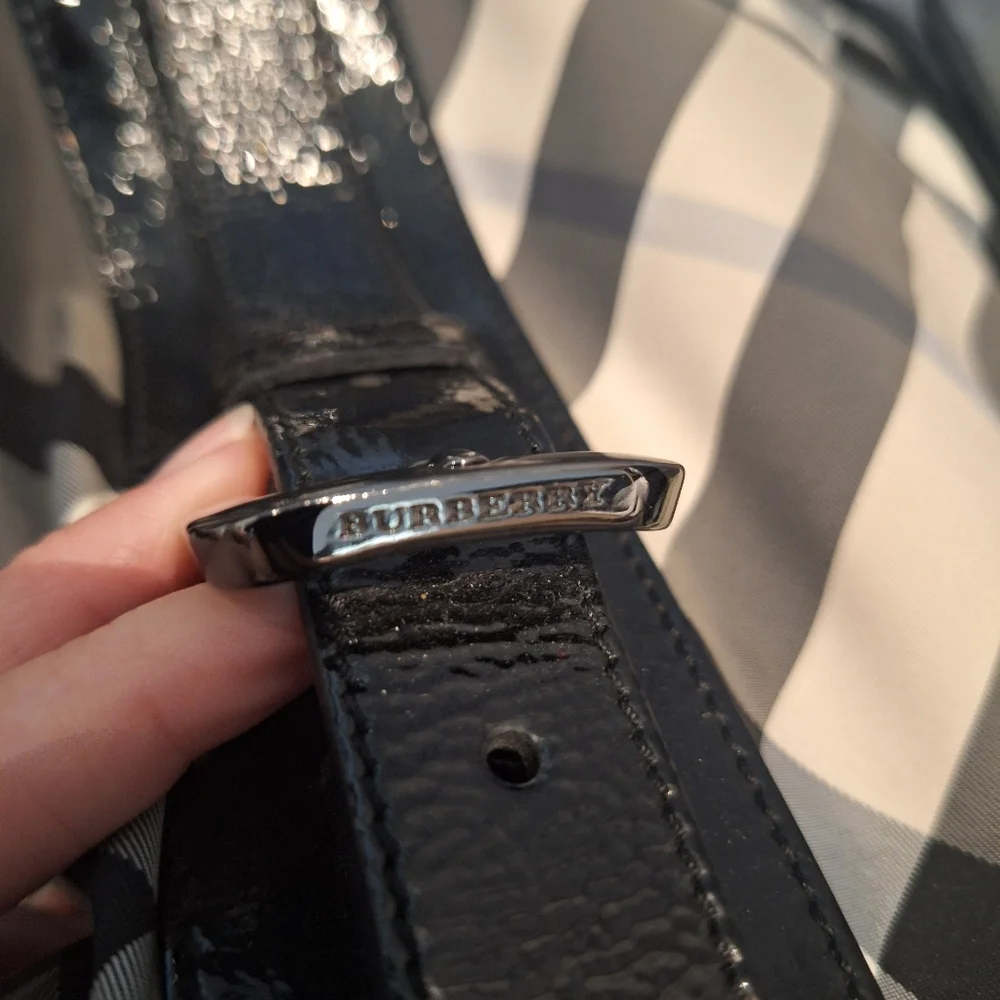 Burberry Victoria Black And White Nova Check Tote/bag
